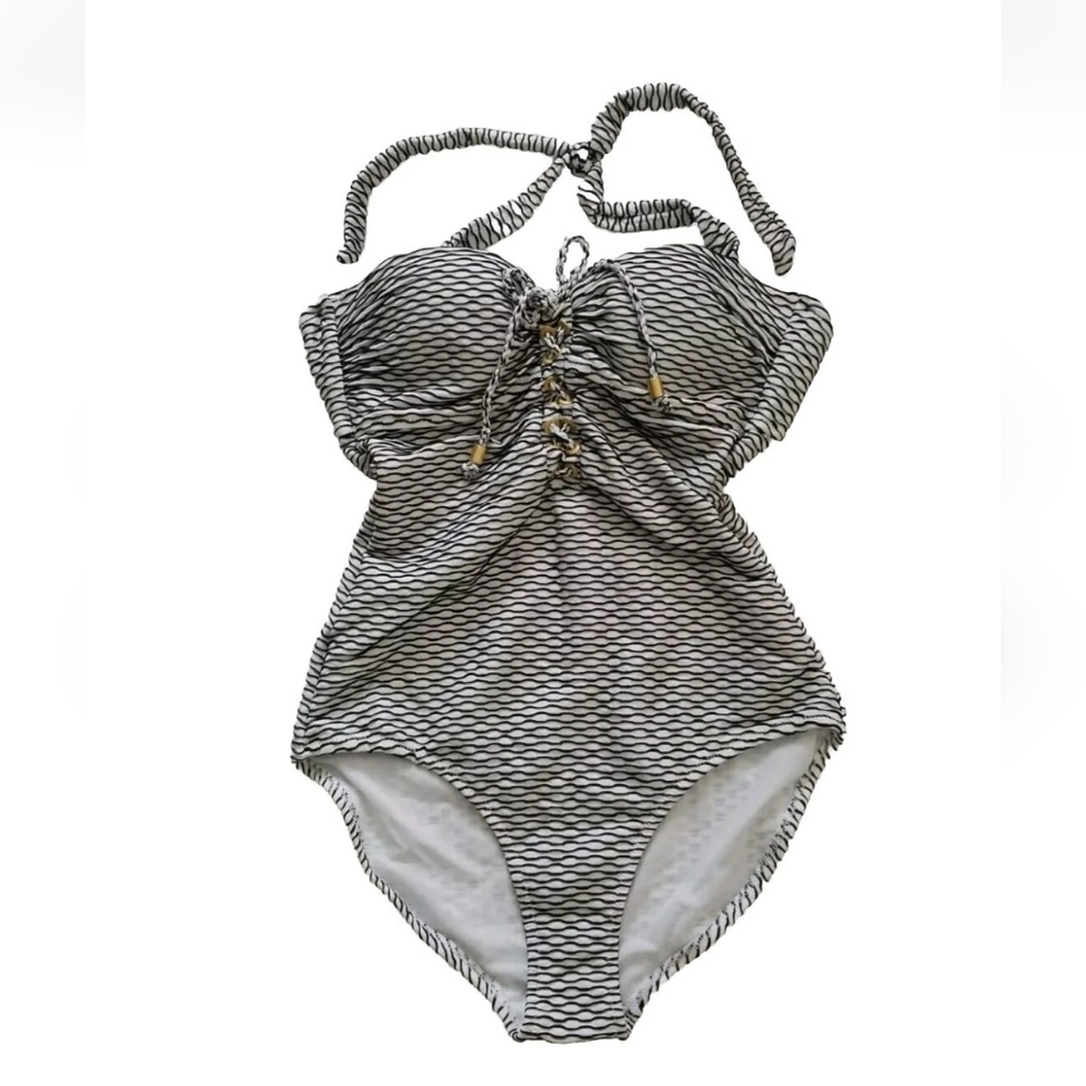 Jessica Simpson Swimwear One Piece Swimsuit Black White Size Small 4-6 NWT